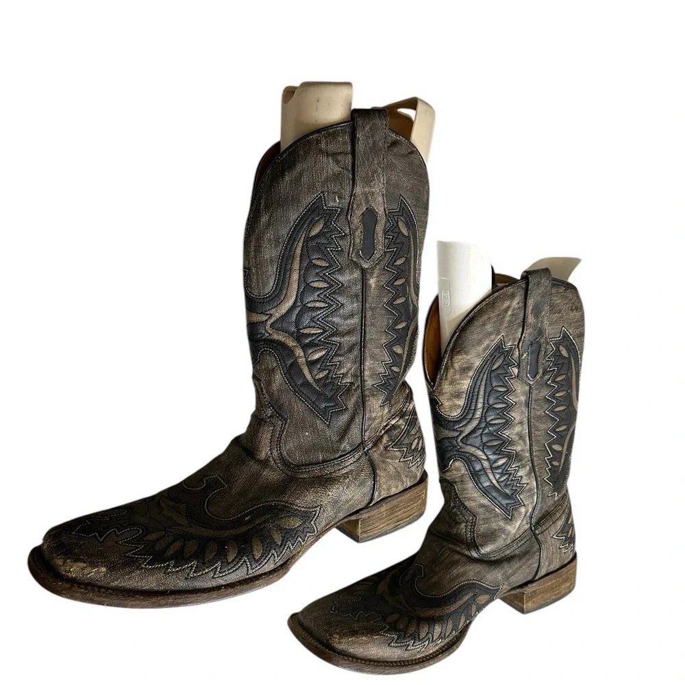 Corral elegant cowboy